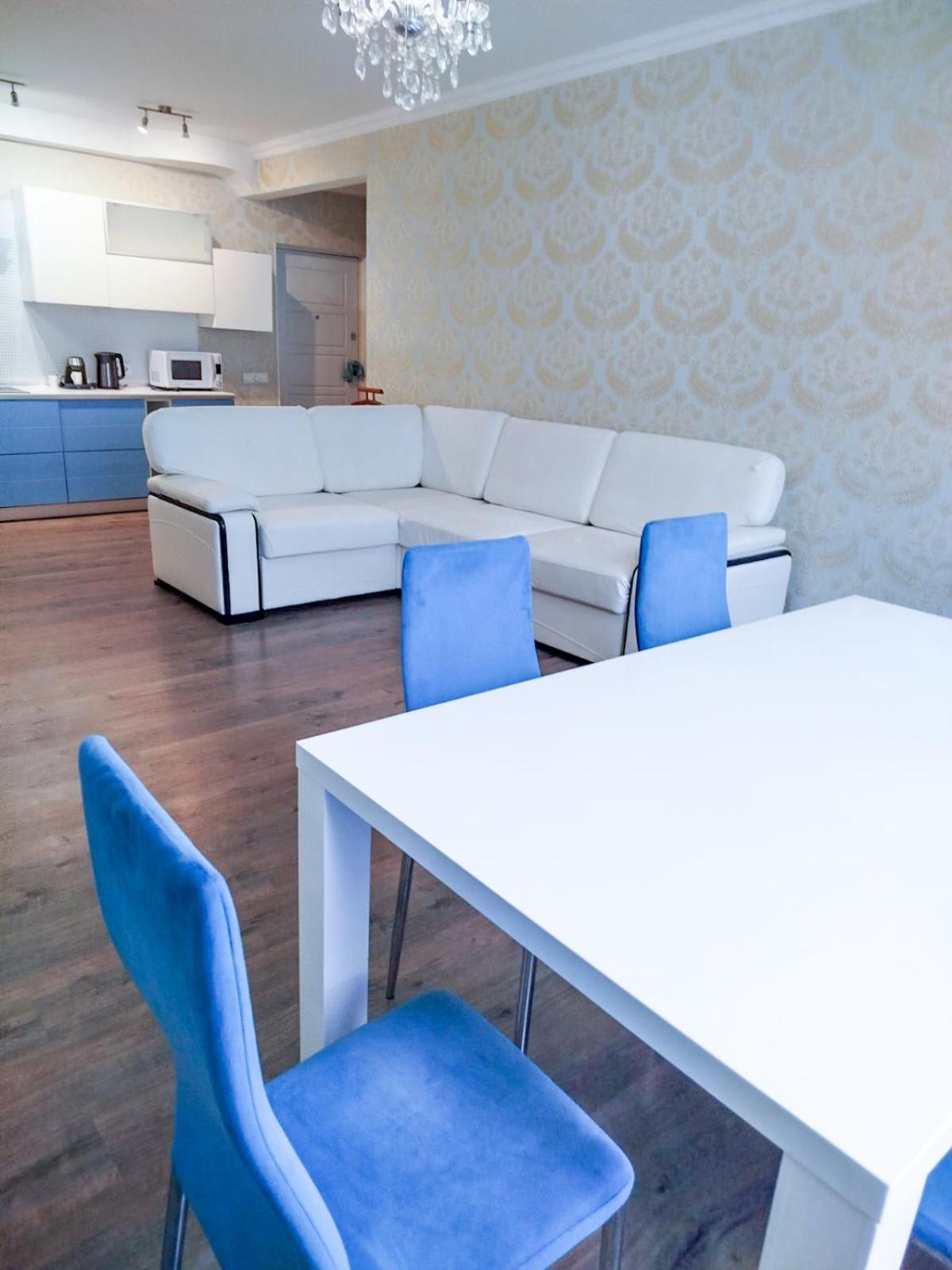 Grunvald Lux Apartment Киев Екстериор снимка